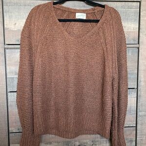 Universal thread | Brown cable sweater